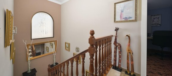 5 bedrooms Villa in Coin, Spain No. 141232 10