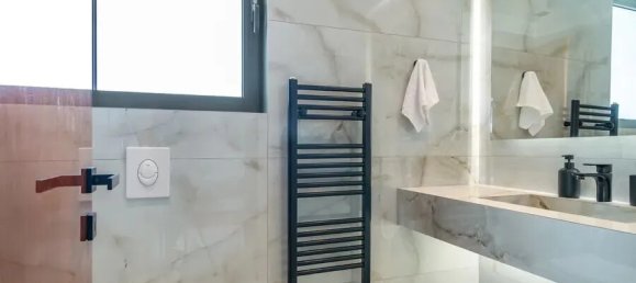 Дом с 4 спальнями в Глифада, Греция № 95350 19