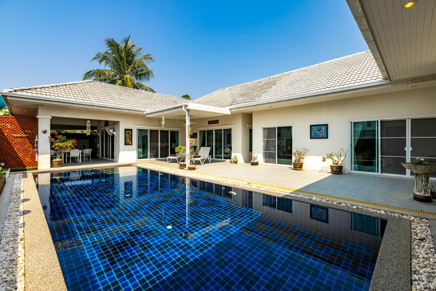 6 غرف نوم مقهى / مطعم في Hua Hin, Thailand رقم 6570