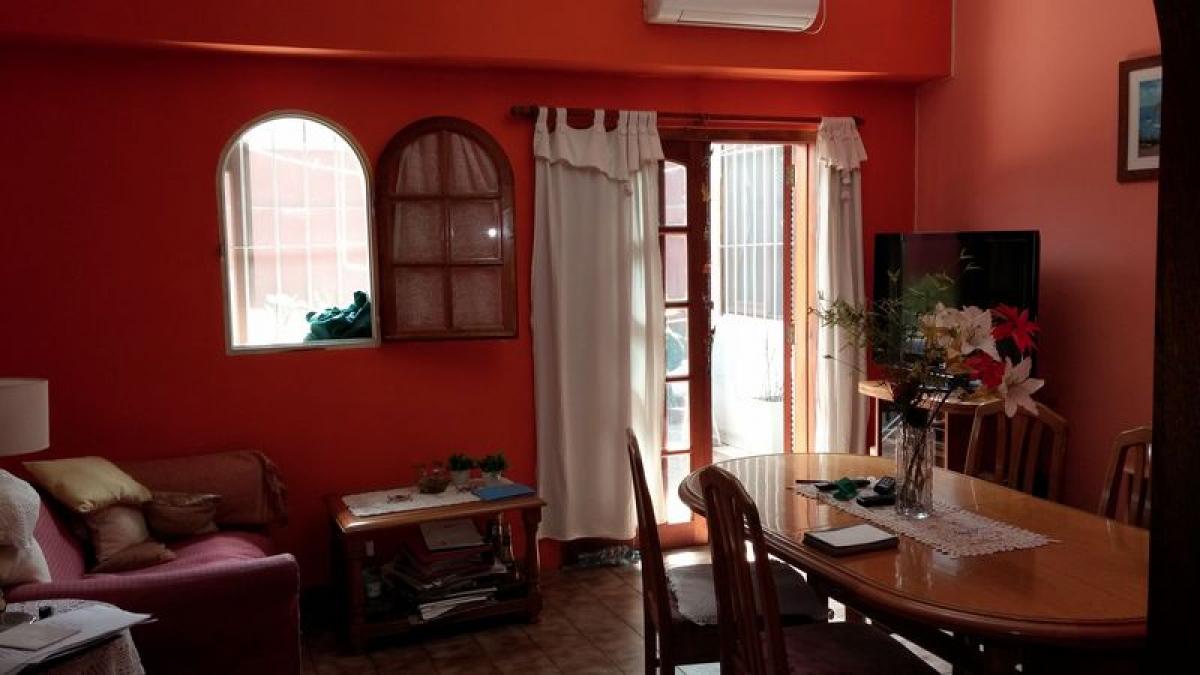 2 bedrooms House in Buenos Aires, Argentina No. 69125