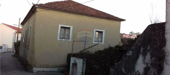 3 bedrooms House in Cabecudo, Portugal No. 36933 17