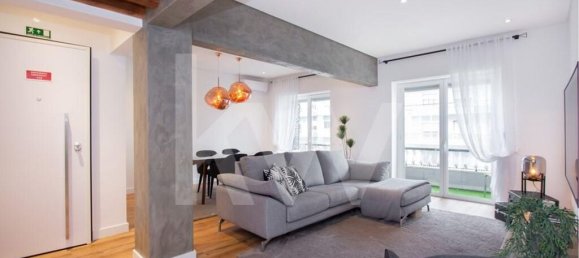 3 bedrooms Apartment in Lisbon, Portugal No. 85599 7