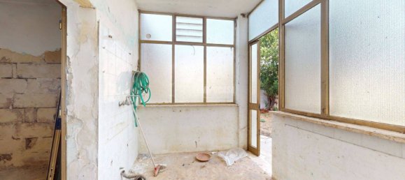 2 bedrooms House in Lizzanello, Italy No. 111935 17