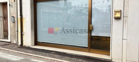 Bureau à Pescantina, Italy 65m² No. 297301 2