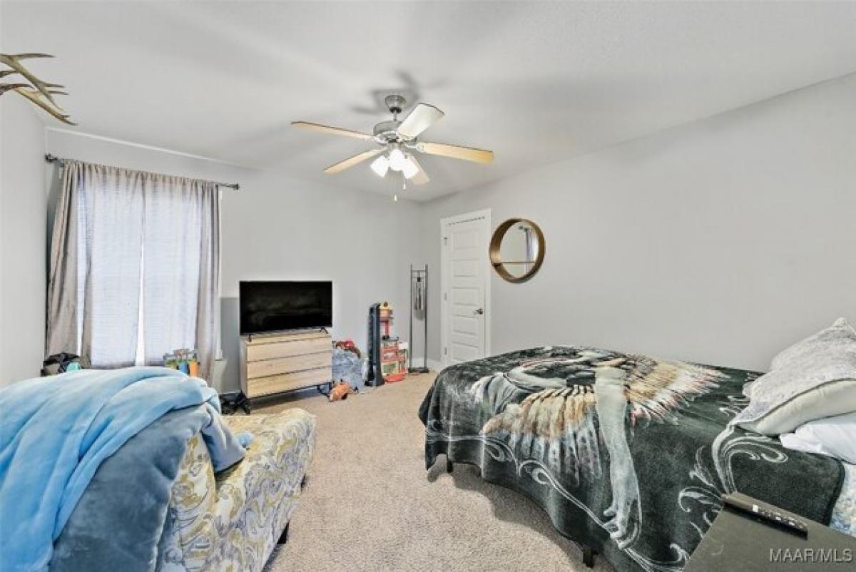 4 bedrooms House in Enterprise, USA No. 390584