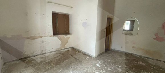 Здание с 3 комнатами в Альтамура, Италия № 20468 15