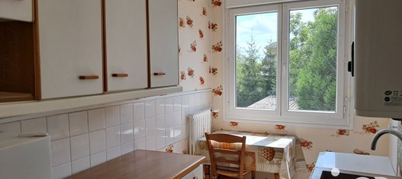 Apartamento de 1 dormitorio en Chalons-en-Champagne, France No. 224869 5