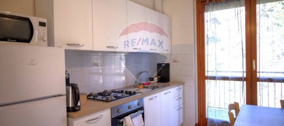 1 bedroom Apartment in Meina, Italy No. 217008 4