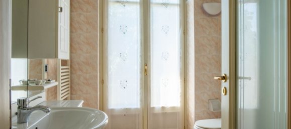 Casa de 9 divisões em Busca, Italy N.º 301710 23