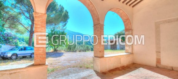 300m² Commercial property in Lugnano in Teverina, Italy No. 284245 2