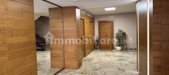4 bedrooms Apartment in Rome, Italy No. 195479 17