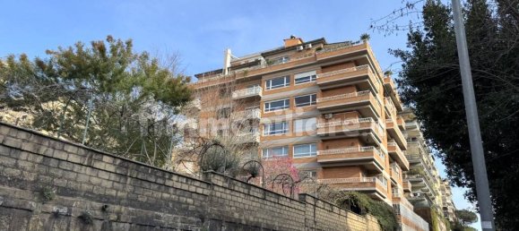 4 bedrooms Apartment in Rome, Italy No. 195479 20