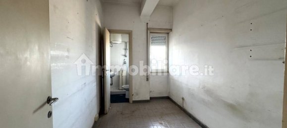 4 bedrooms Apartment in Rome, Italy No. 195479 16