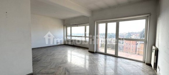 4 bedrooms Apartment in Rome, Italy No. 195479 4