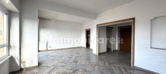 4 bedrooms Apartment in Rome, Italy No. 195479 5