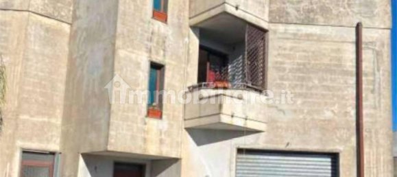 3 bedrooms Apartment in Aradeo, Italy No. 280693 2