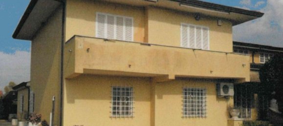 3 rooms Villa in Latina, Italy No. 284985 3