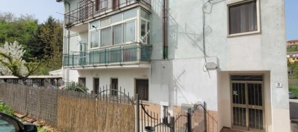 5-Zimmer Wohnung in Potenza, Italy, Nr. 82215 9