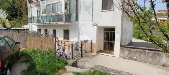 5-Zimmer Wohnung in Potenza, Italy, Nr. 82215 8