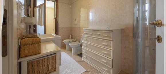 3 rooms Apartment in Selargius, Italy No. 27112 12