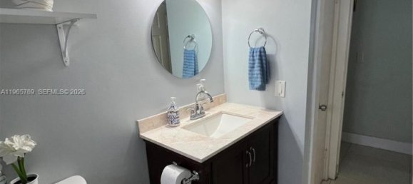 3 dormitorios villa en venta en Miami, Miami-Dade, Florida, USA № 615620 4