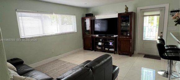 3 dormitorios villa en venta en Miami, Miami-Dade, Florida, USA № 615620 14