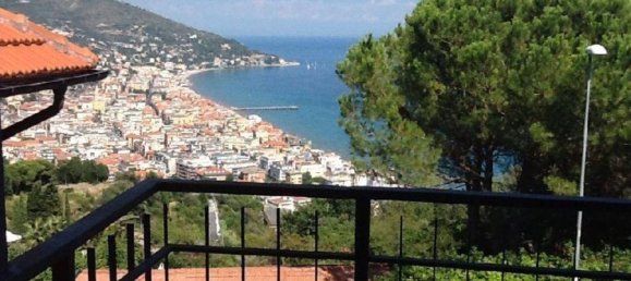 Villa de 5 divisões em Alassio, Italy N.º 174907 2