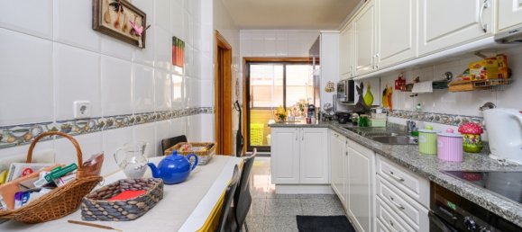 2 bedrooms Apartment in Matosinhos, Portugal No. 81906 8