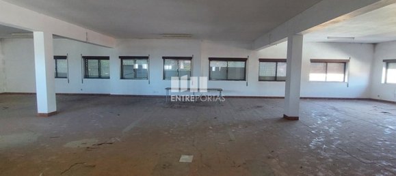 1588m² Warehouse in Viana do Castelo, Portugal No. 57654 19