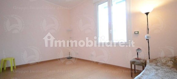 Квартира с 3 спальнями в Альбенга, Италия № 130547 4