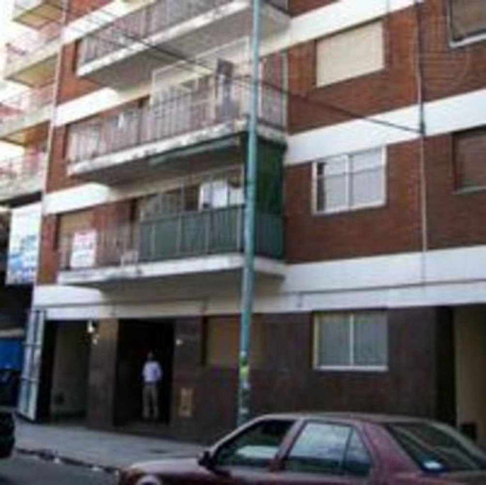  Warehouse in Buenos Aires, Argentina No. 104979