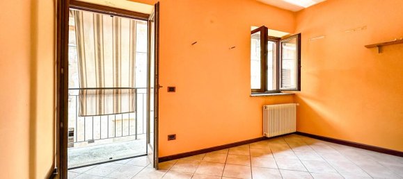 3 rooms Apartment in Serravalle Sesia, Italy No. 231206 3