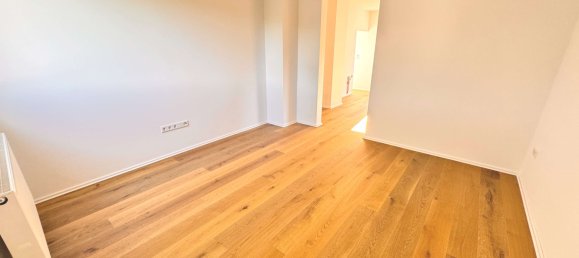 Квартира с 2 комнатами в Forchheim, Германия № 278803 9