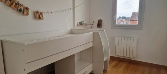 3 bedrooms Duplex in Voisins-le-Bretonneux, France No. 150031 5