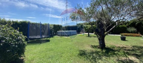 5 rooms Villa in Marcallo con Casone, Italy No. 114724 8