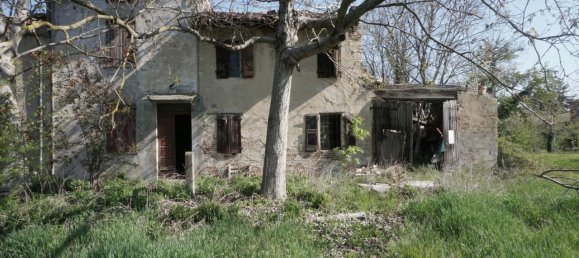 8 rooms House in Parma, Italy No. 231867 14