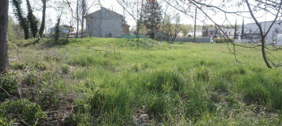 8 rooms House in Parma, Italy No. 231867 7