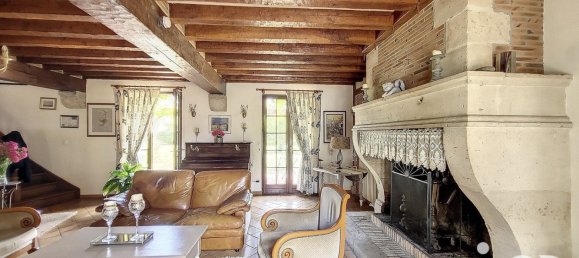 9 rooms House in Lorris, France No. 221723 7