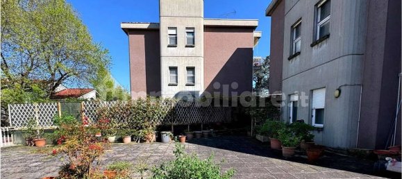 5 chambres Appartement à Voghera, Italy No. 344014 4