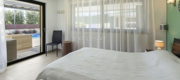 3 bedrooms Villa in Lagoa, Portugal No. 7566 11