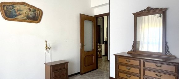5 rooms Apartment in Cengio, Italy No. 145708 11