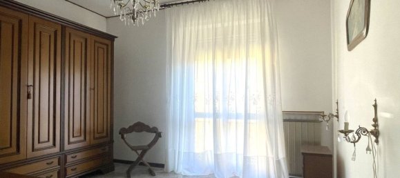5 rooms Apartment in Cengio, Italy No. 145708 10