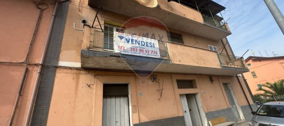 Дом с 12 спальнями в Беневенто, Италия № 75925 3