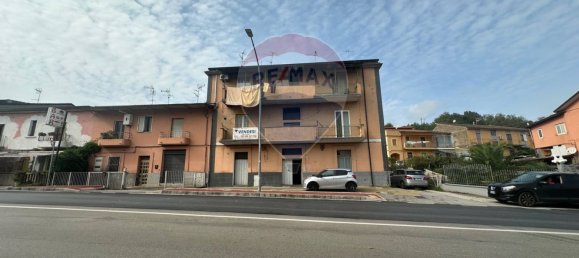 Дом с 12 спальнями в Беневенто, Италия № 75925 17