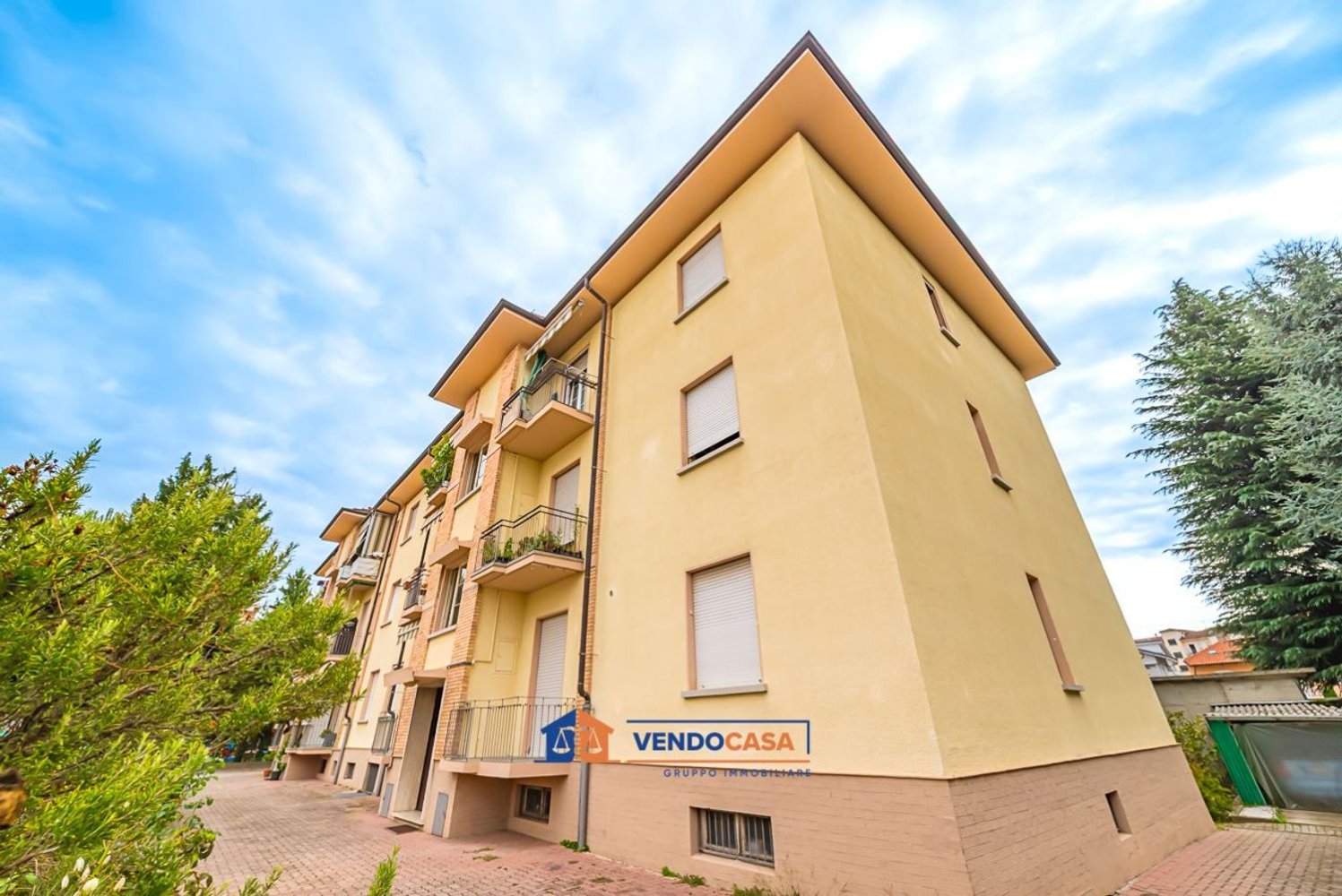 5 bedrooms Apartment in Savigliano, Italy No. 373034