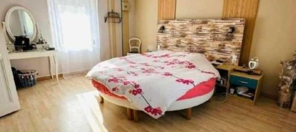 Дом с 4 спальнями в Брюе-ла-Бюисьер, Франция № 251534 5