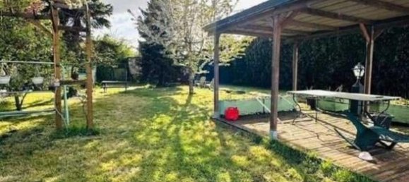 Дом с 4 спальнями в Брюе-ла-Бюисьер, Франция № 251534 2