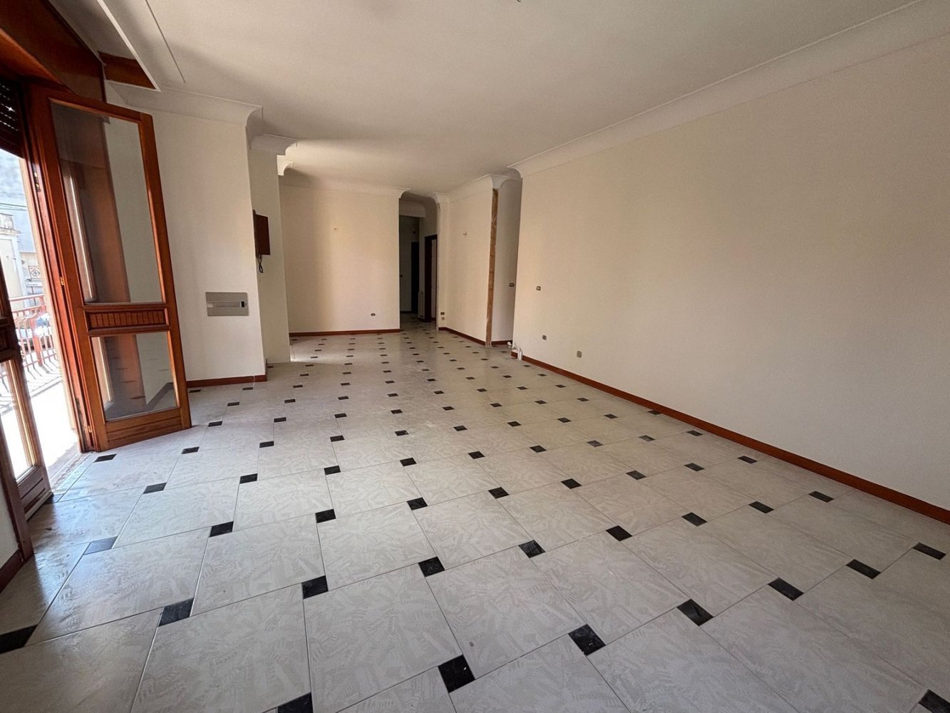 6 غرف نوم منزل في Parabita, Italy رقم 326565