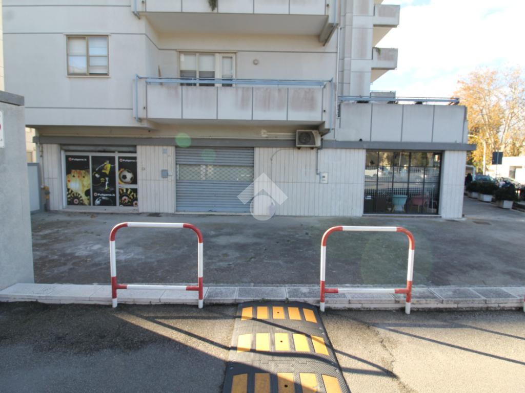 1-Zimmer Garage in Brindisi, Italy, Nr. 177611