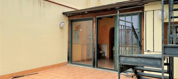 8-salle Appartement à Catanzaro, Italy No. 218099 36